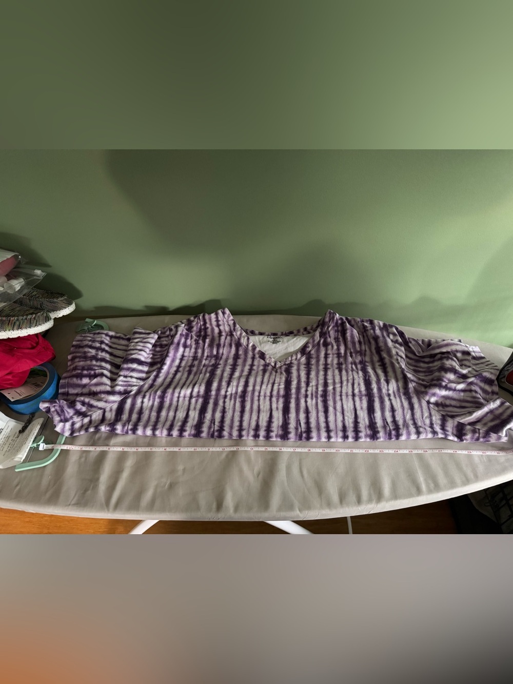 Liz & Me Purple Tie-Dye V-Neck Short Sleeve Top - Picture 3 of 4